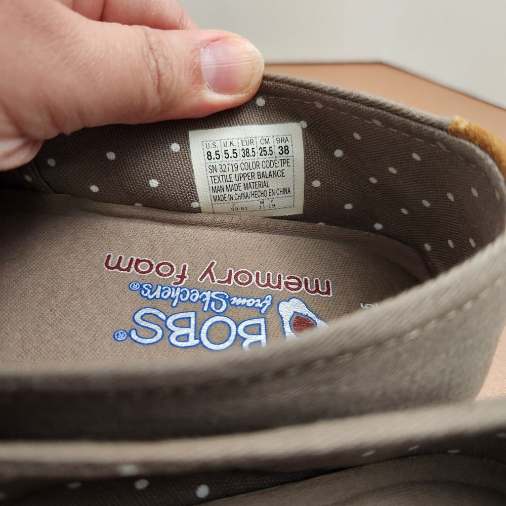 Bobs From Skechers Breeze Memory Foam Slip On Shoes Size 8.5 Taupe EUC - Picture 5 of 8